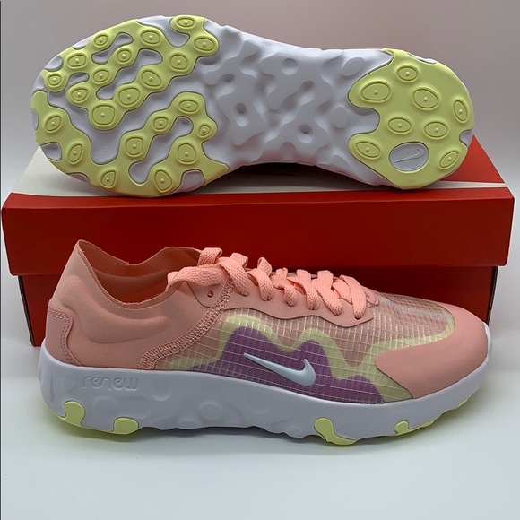 WMNS NIKE RENEW LUCENT bleached coral/white - Picture 2 of 16